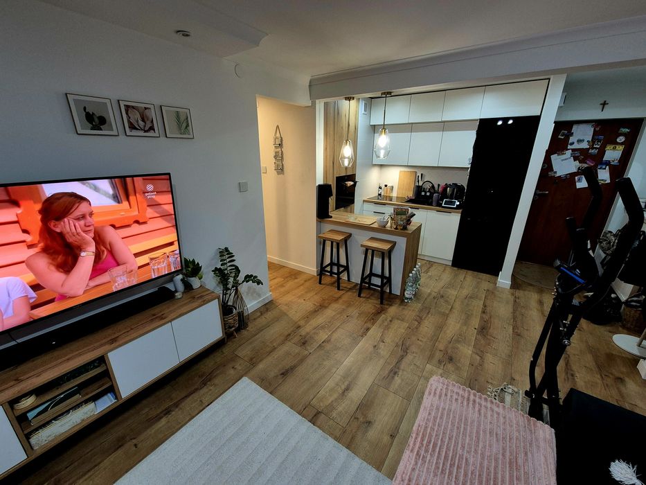 Mieszkanie 43m2 po remoncie, duży parking, monitoring ,do wprowadzenia