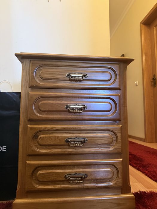 Mesa de cabeceira