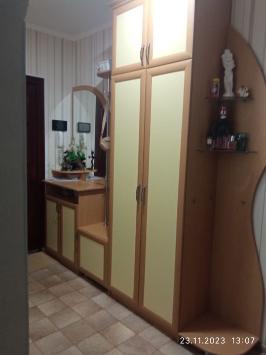 Продам прихожую в хорошем состоянии