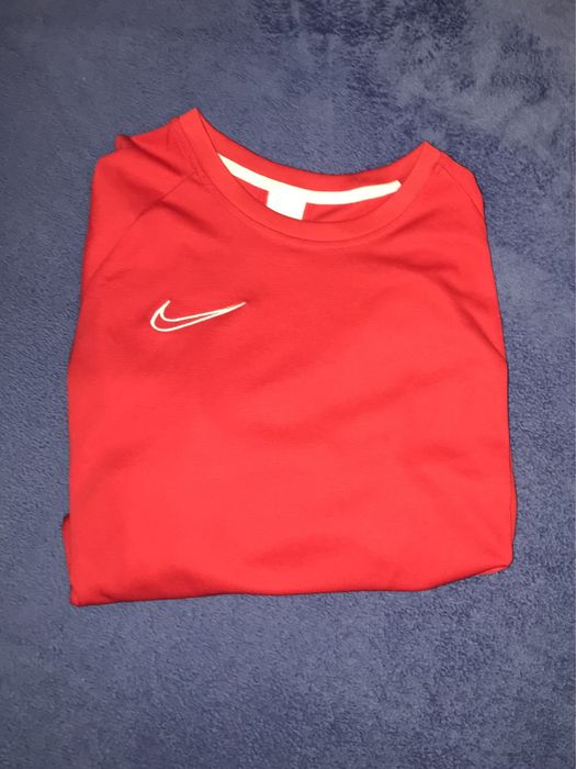 tshirt de treino vermelha Nike