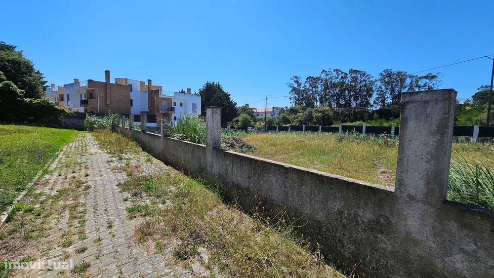 Lote de Terreno Urbano em Algueirão-Velho
