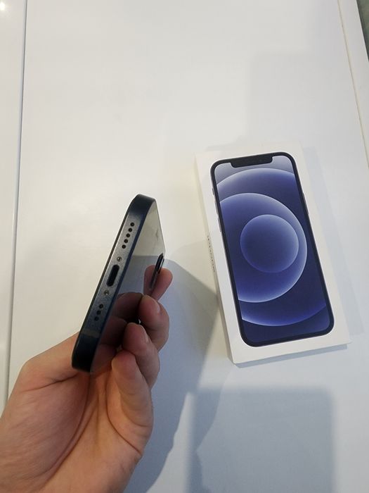 IPhone 12.Айфон.