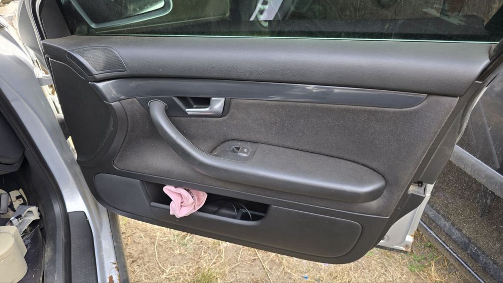 Шрот запчастини розбор Ауді А4В6 2.0 диз.мех. 6ти Ст  2011р