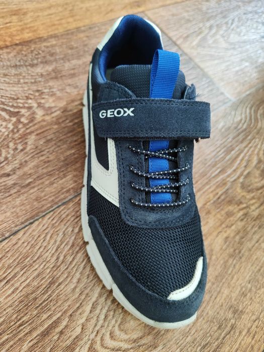 Кросівки дитячі Geox