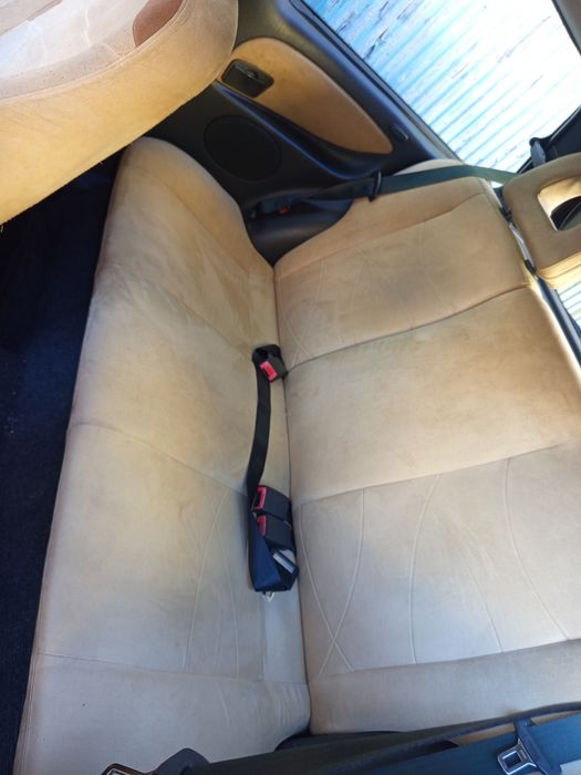 Lancia Y10 com junta queimada