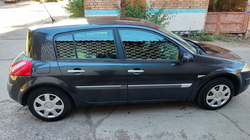 продам Рено Меган 1.5D