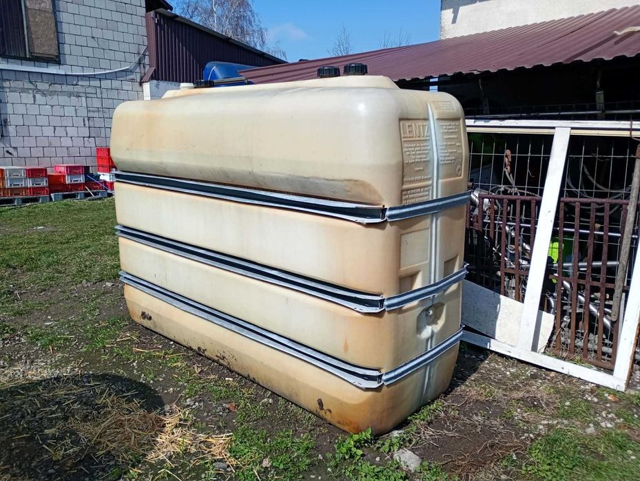 Zbiornik Niemiecki na paliwo, szambo itp.