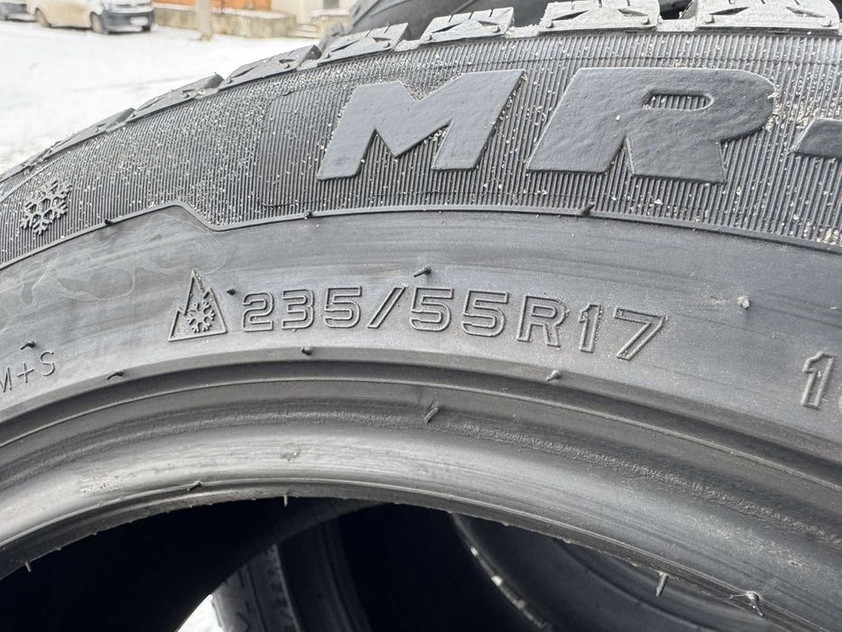 Майже нові зимові шини Mirage 235/55 R17