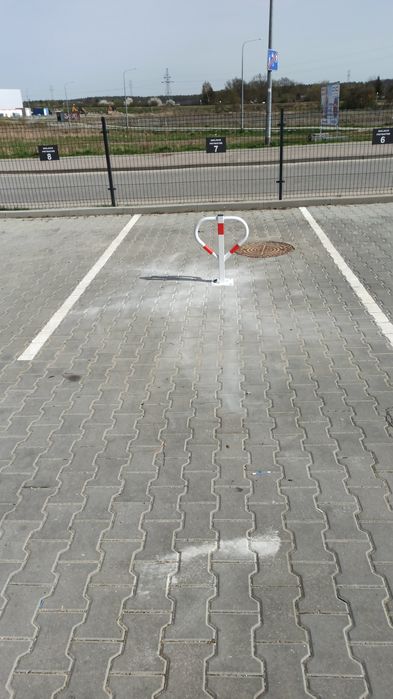 Do wynajęcia naziemne miejsce postojowe, nowe osiedle, Iwaszkiewicza