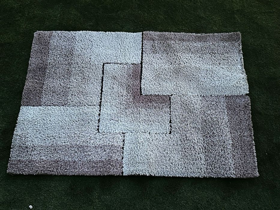 Selling small carpet