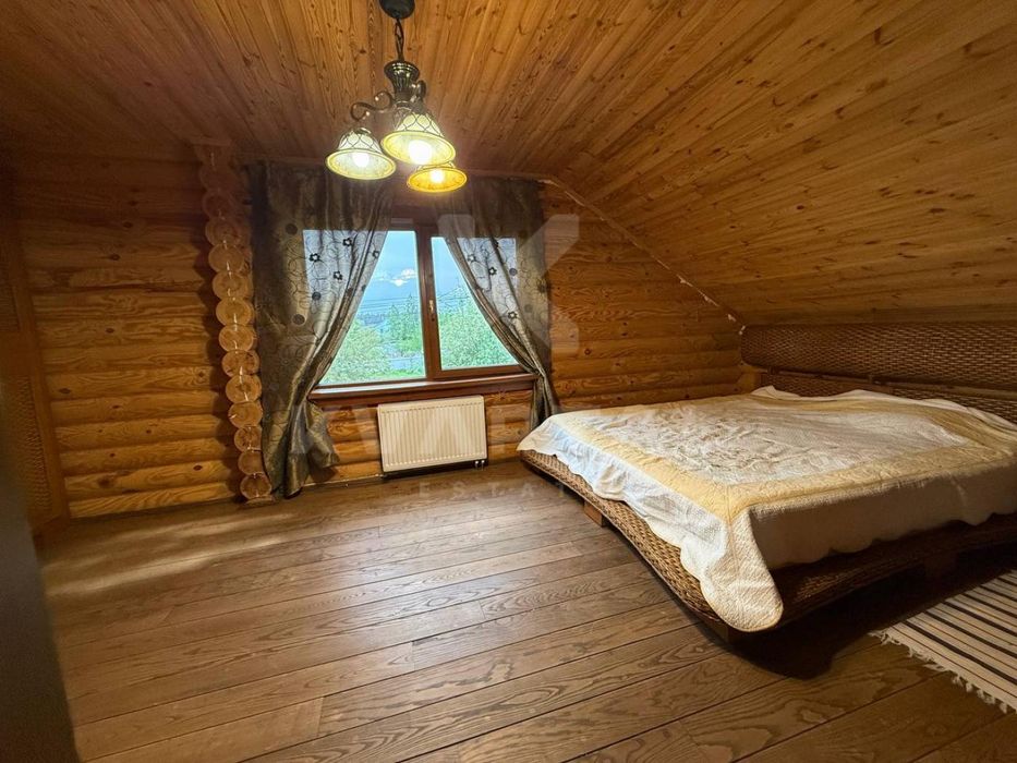 Продам  будинок 216м2  із зрубу з ремонтом. Джакузі, сауна!