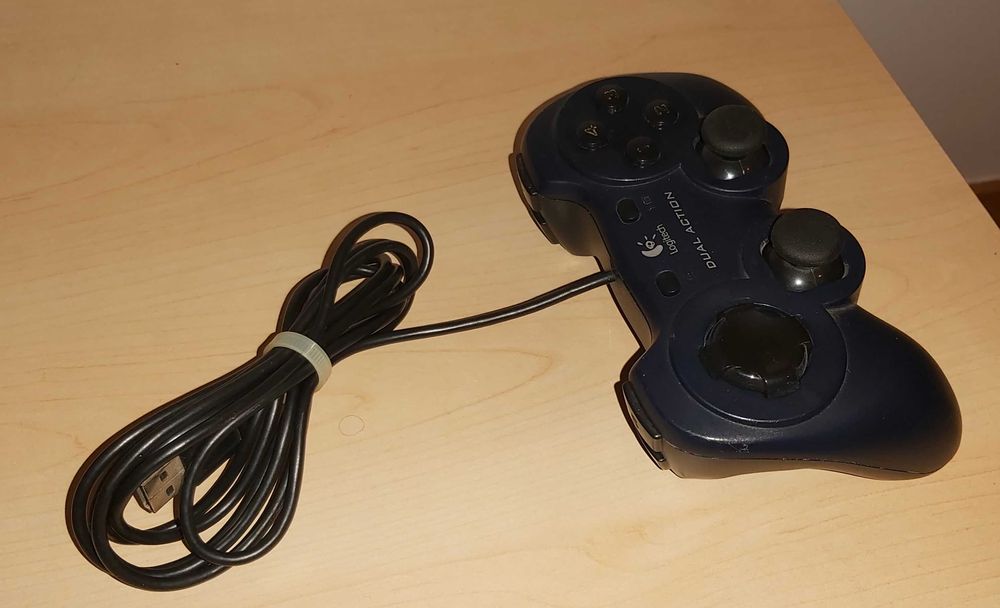 Comando logitech dual action