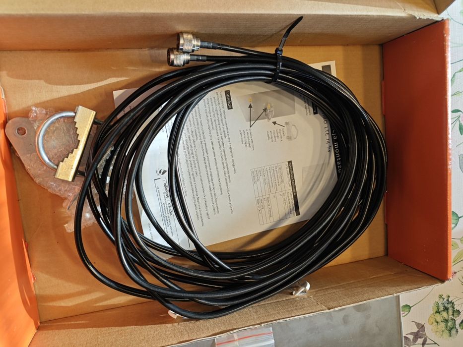 Router Huawei B818-263 + antena 2x14dB