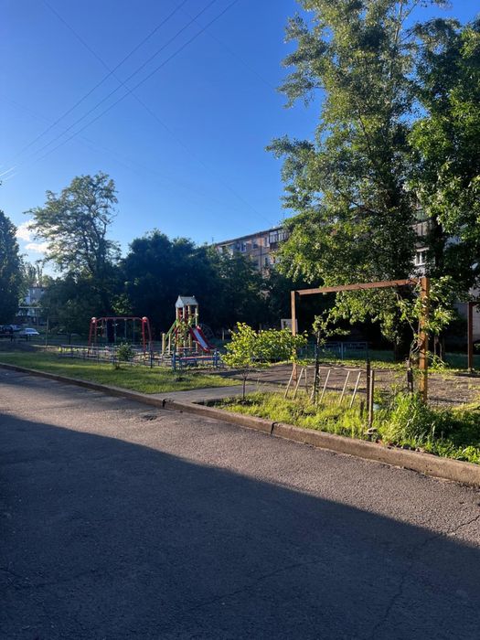 Продам 4х ком.квартиру ул.Рекордной,44 квартал