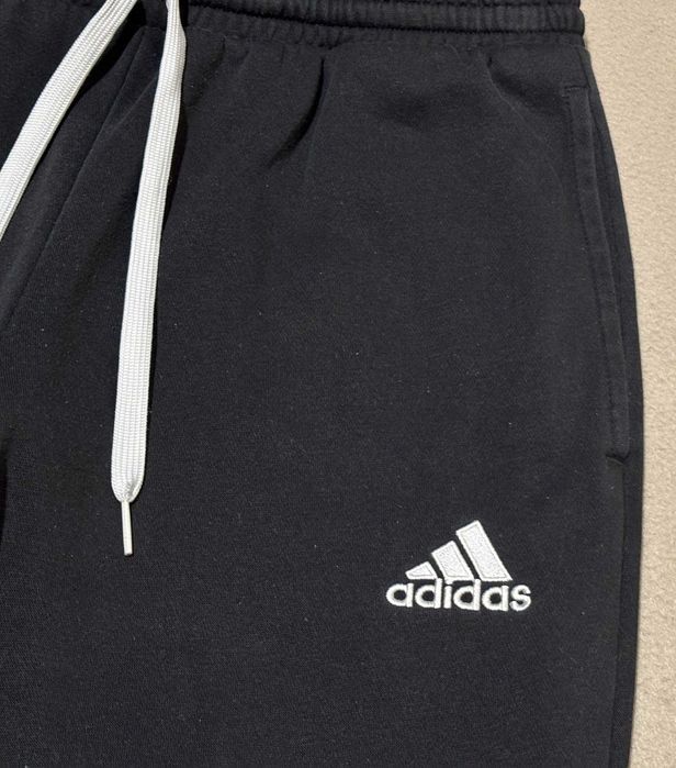 Spodnie dresowe Adidas Entrada 22 roz. M