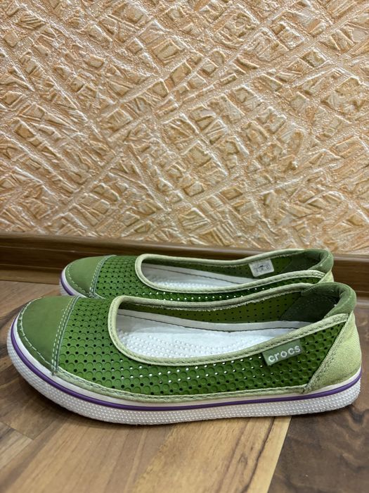 Кроксы Туфли Crocs w6 (36 размер)