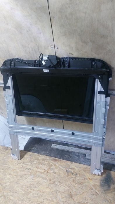 Люк Мерседес Е класа  Е220 , W212