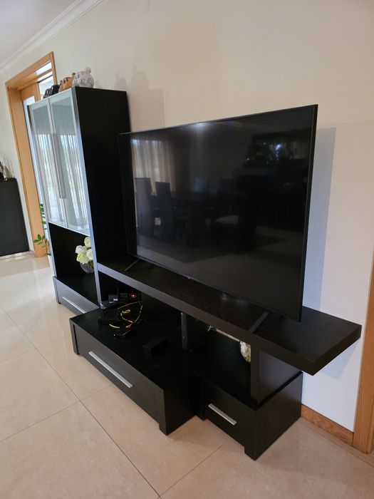 Móveis de sala, mesa e cadeiras