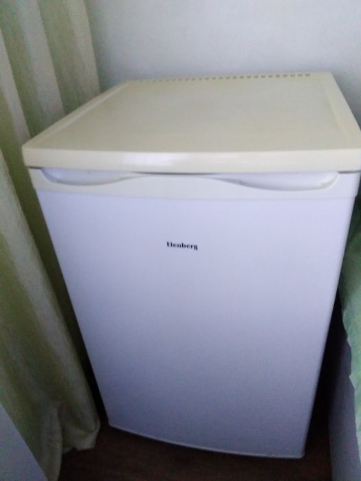 Продам морозильну камеру Elenberg