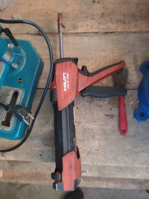 Wyciskarka HILTI HDM330