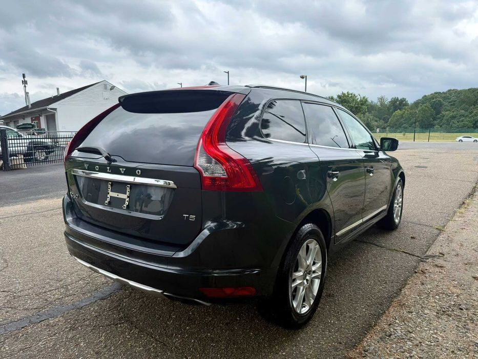 Volvo XC60 T5 Premier      2015