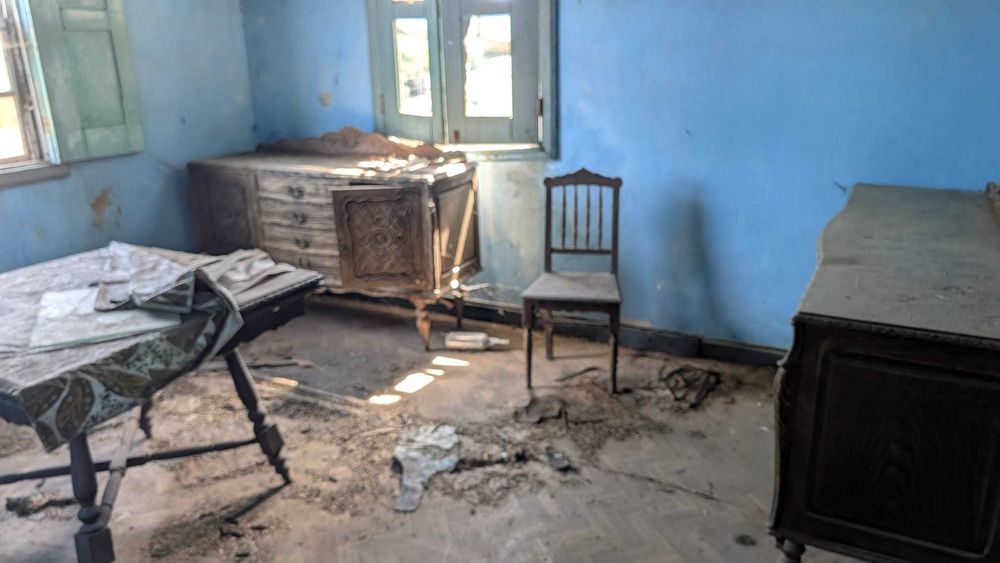 VENDO EM BALUGÃES casa rustica para recuperar