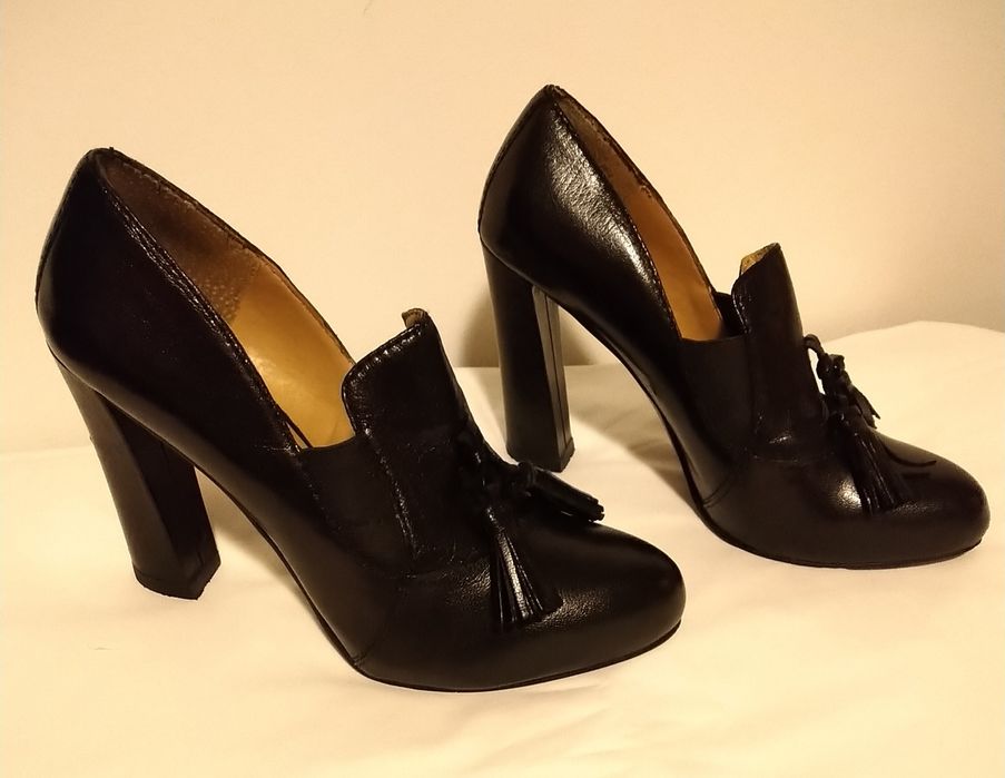 Sapatos pretos Nine West compensados, n° 36 1/2