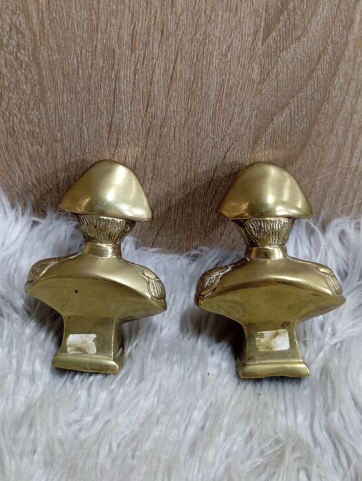 Mosiądzowane popiersia Napoleona