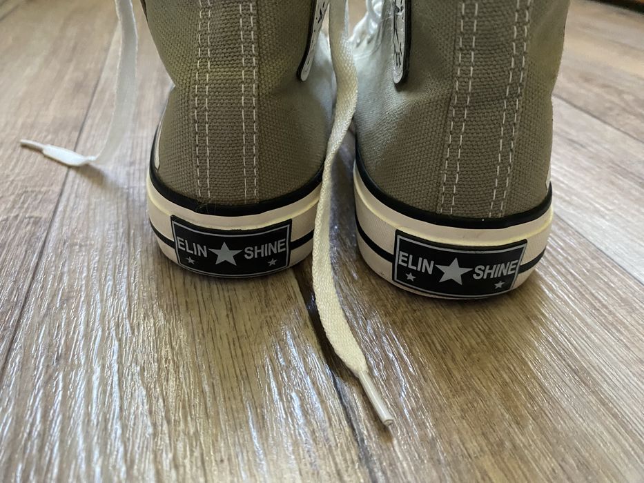 Кеди жіночі в стилі Converse