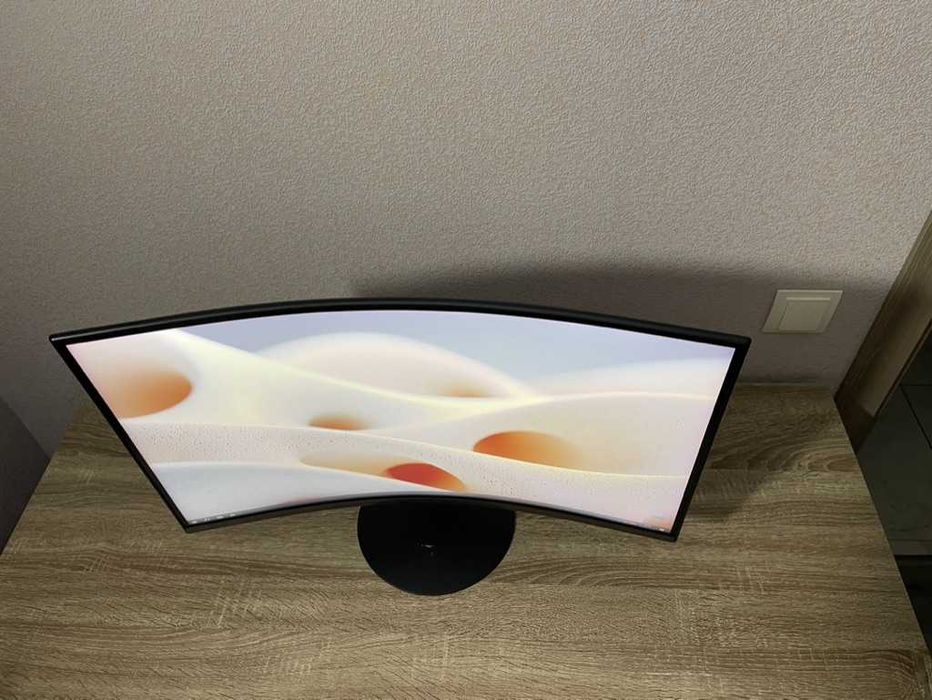 Вигнутий монітор Samsung 27” | Full HD / 75Hz