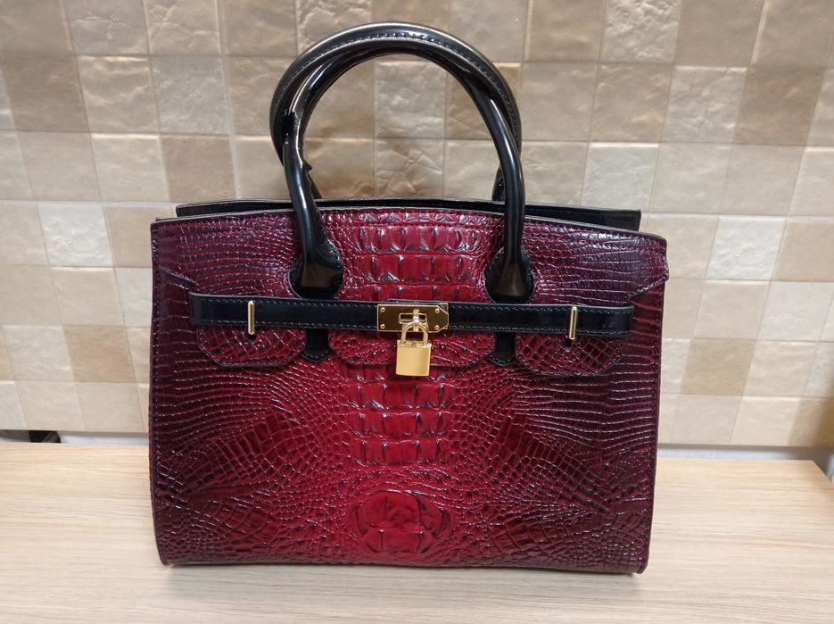 Женская каркасная сумка новая. Натуральная кожа.