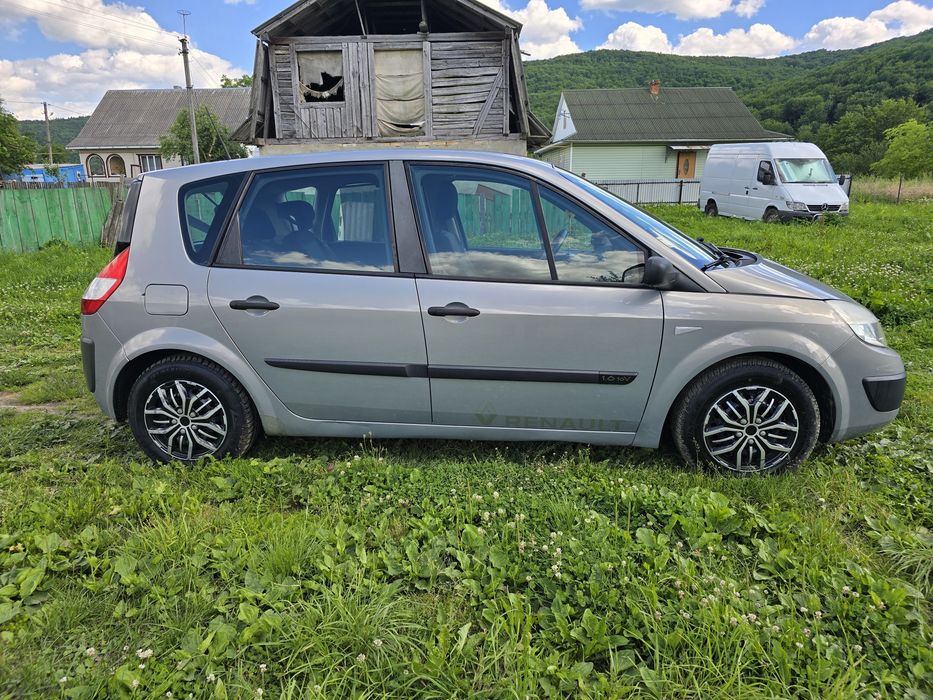 Renault scenik рено