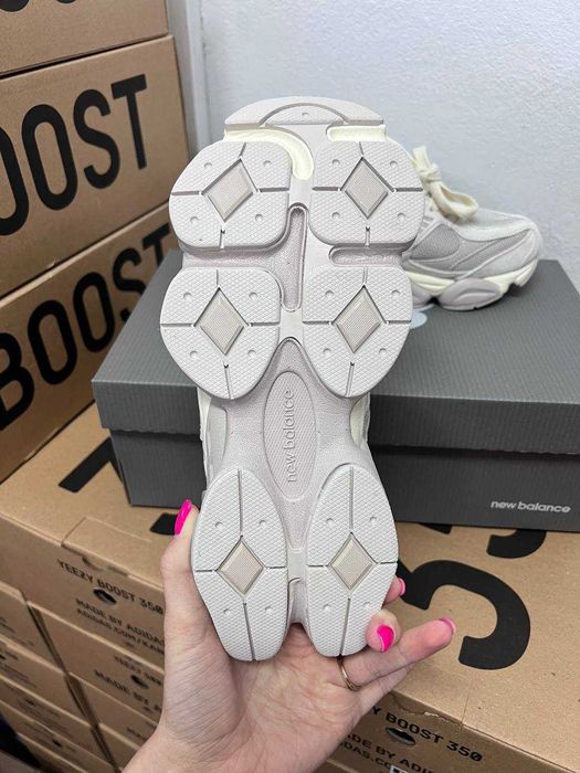 Кроссовки New Balance 9060 Beige / Нью Беленс 9060 бежевые 37 38 39