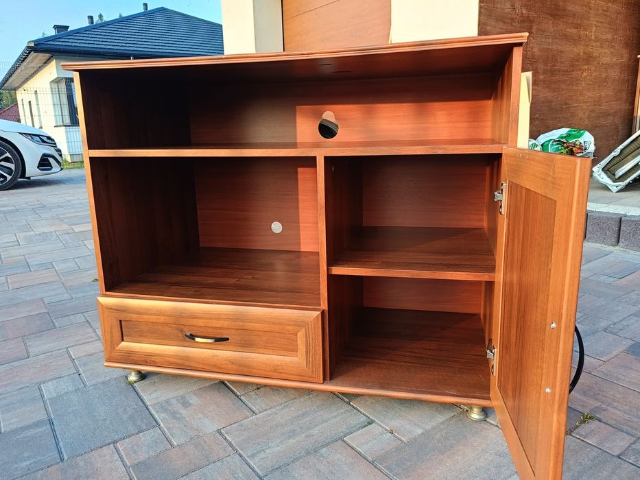 Szafka pod telewizor