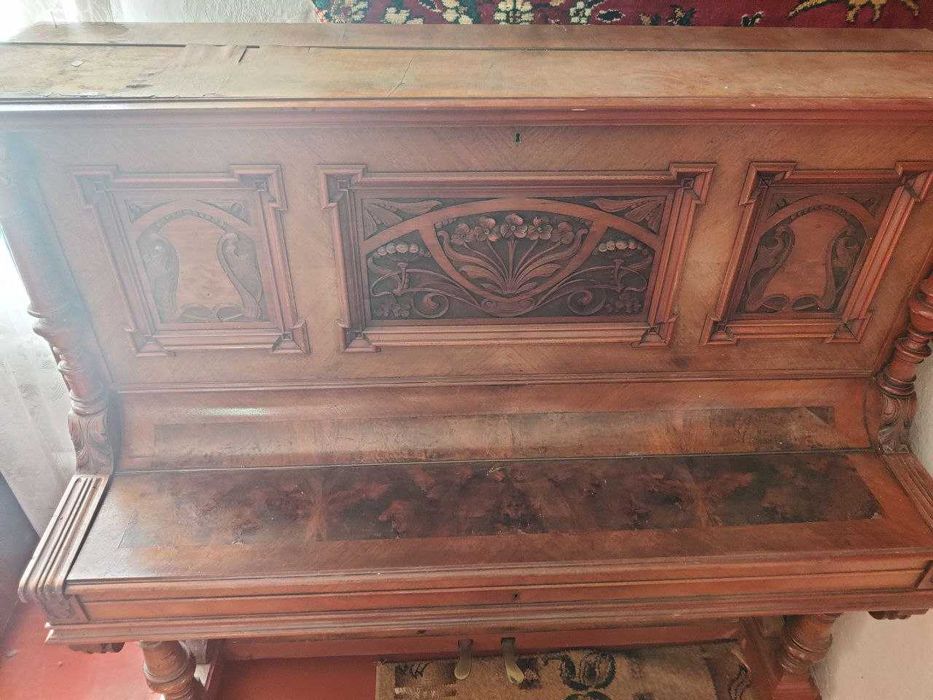 Антикварне німецьке піаніно Carl H. Hintze