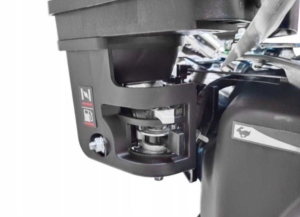 Подрібнювач гілок, измельчитель веток, щепоріз