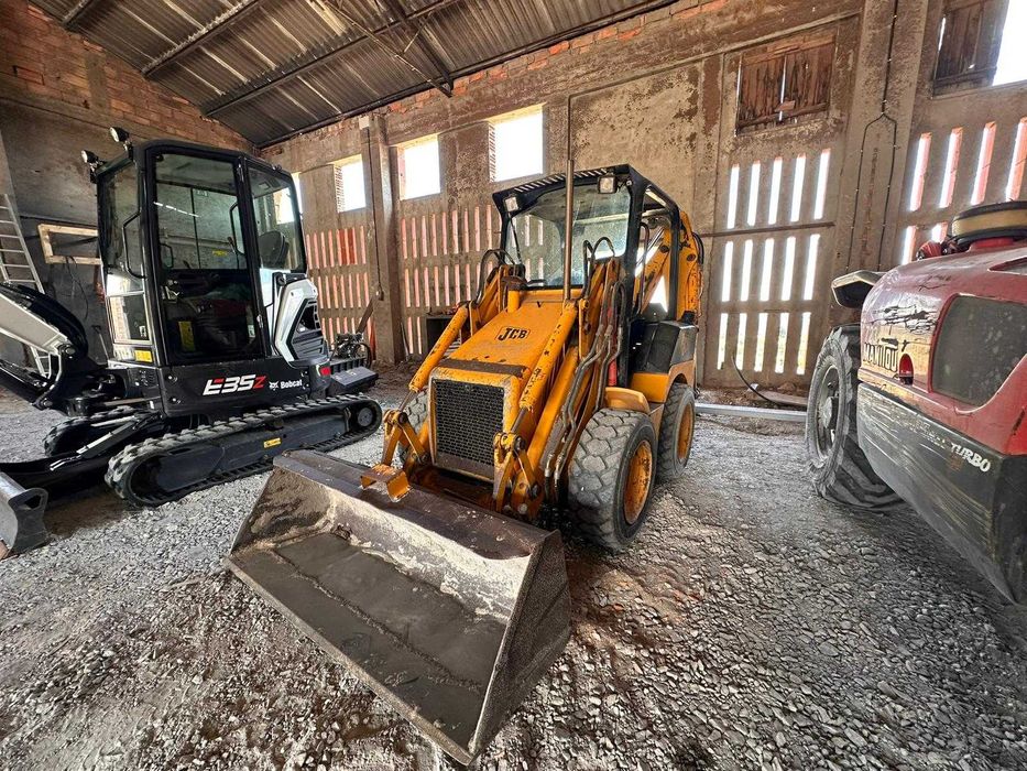 JCB 1CX somente 1800H