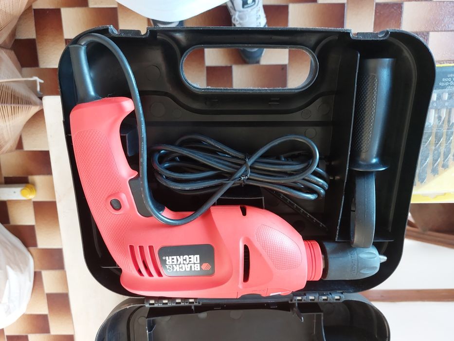 Berbequim black & decker como novo