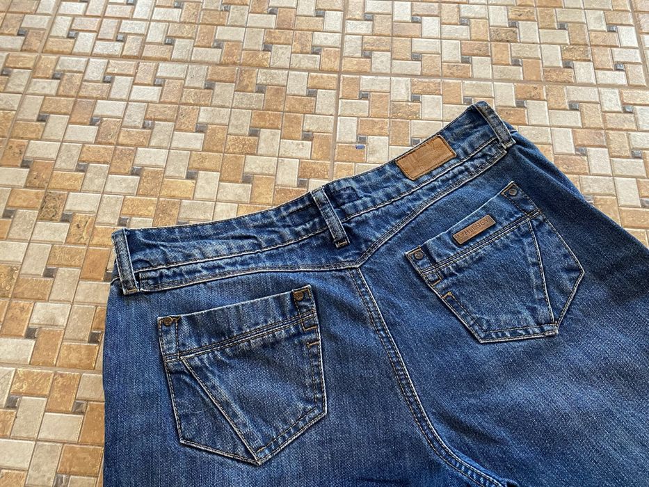 Джинсы (клёш / boot-cut), низкая посадка — как новые!