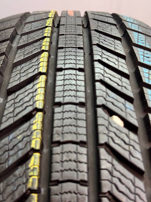 Шины БУ 225 55 R 17 Continental wintercontact TS870p Зима Комплект