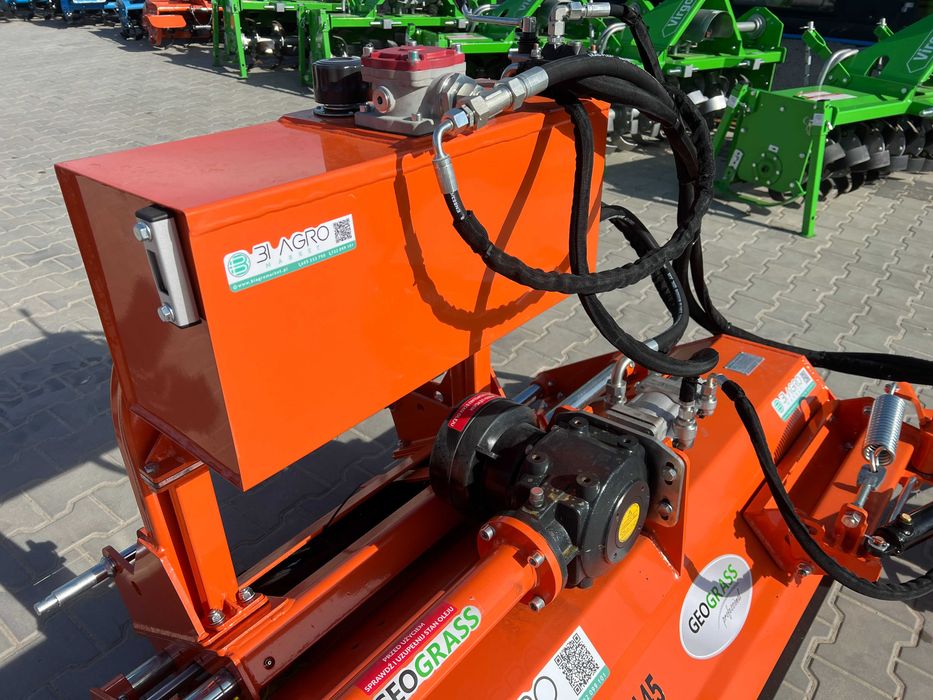 Kosiarka bijakowa z podkaszarką boczną 1.25 - 1.45m młotek 700g -RATY-