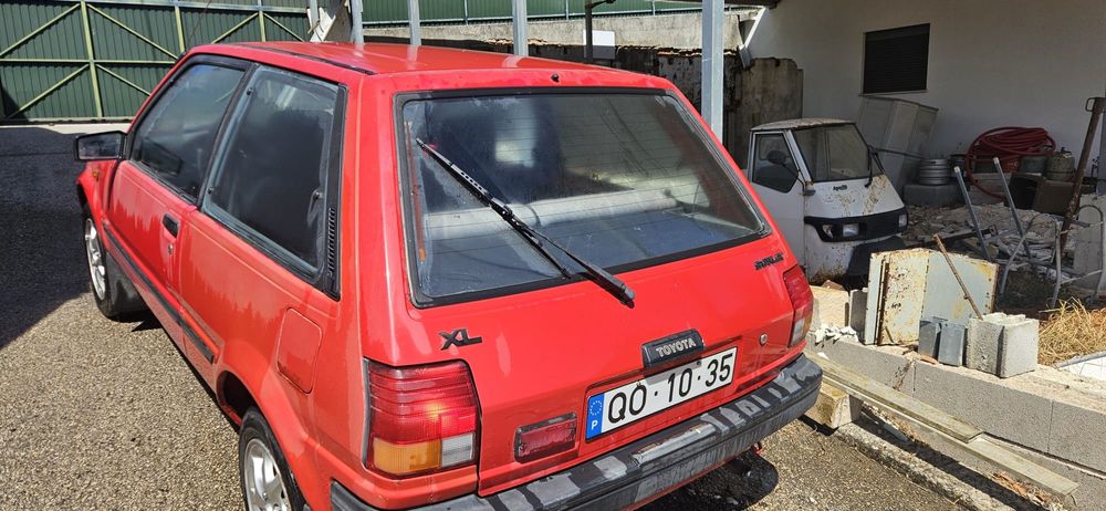 Toyota Starlet 1.0 - Clássico certificado