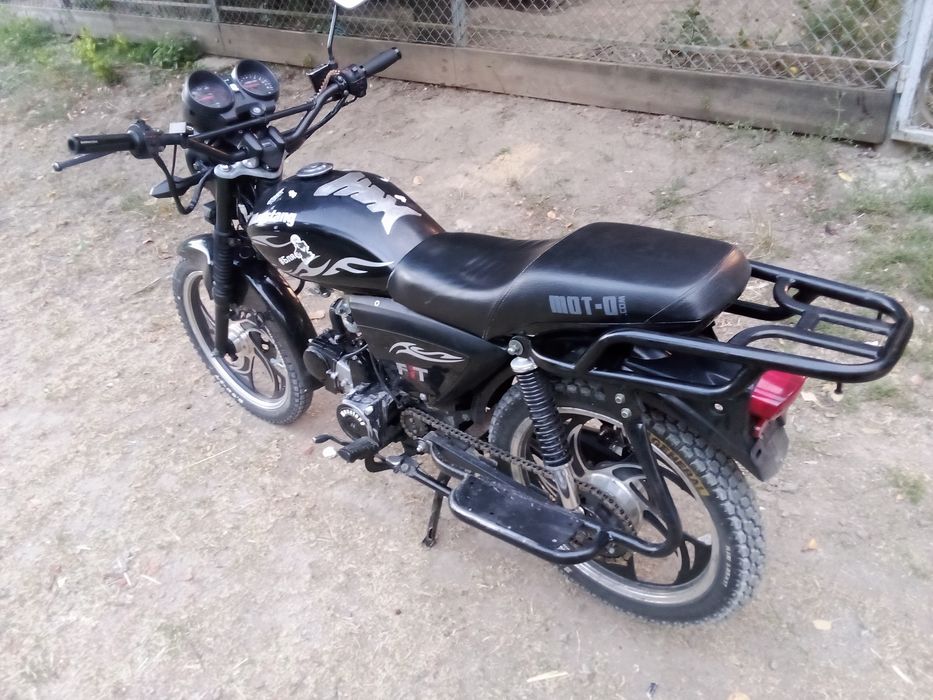 Продам мустанг,в гарному стані