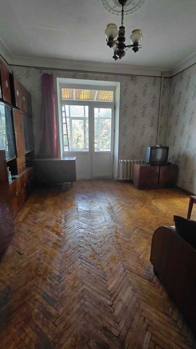 3 кімнатна Сталінка Центр (ВЕЛИКА ПЕРСПЕКТИВНА) 3,5м стелі