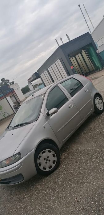 Vendo carro excelente estado517566190878740489