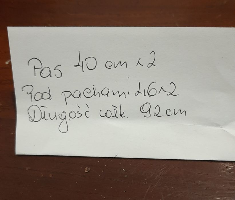 Sukienka koronkowa czerwona