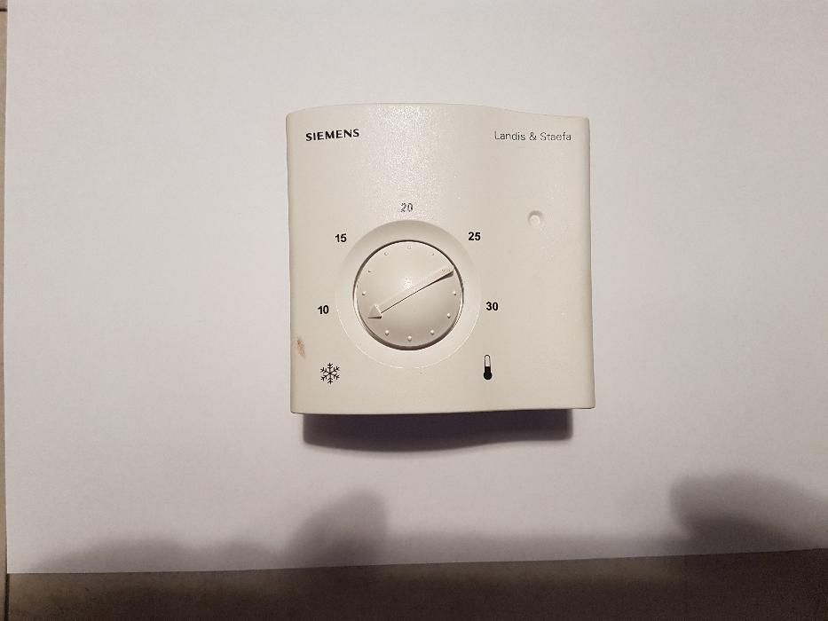 Termostat pokojowy SIEMENS RAA02 NOWY