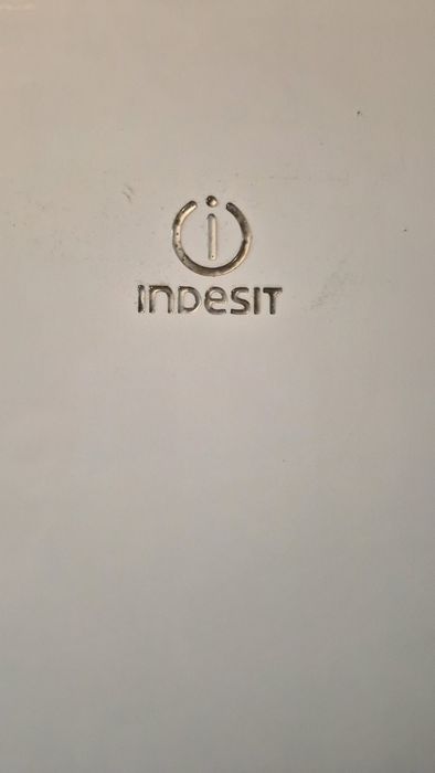 Frigorífico Indesit (Combinado)