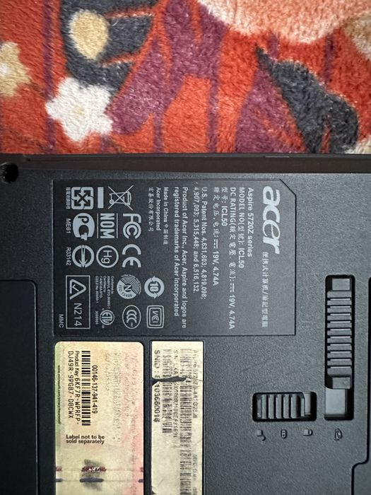 Асер 5720 z не робочий под запчасті