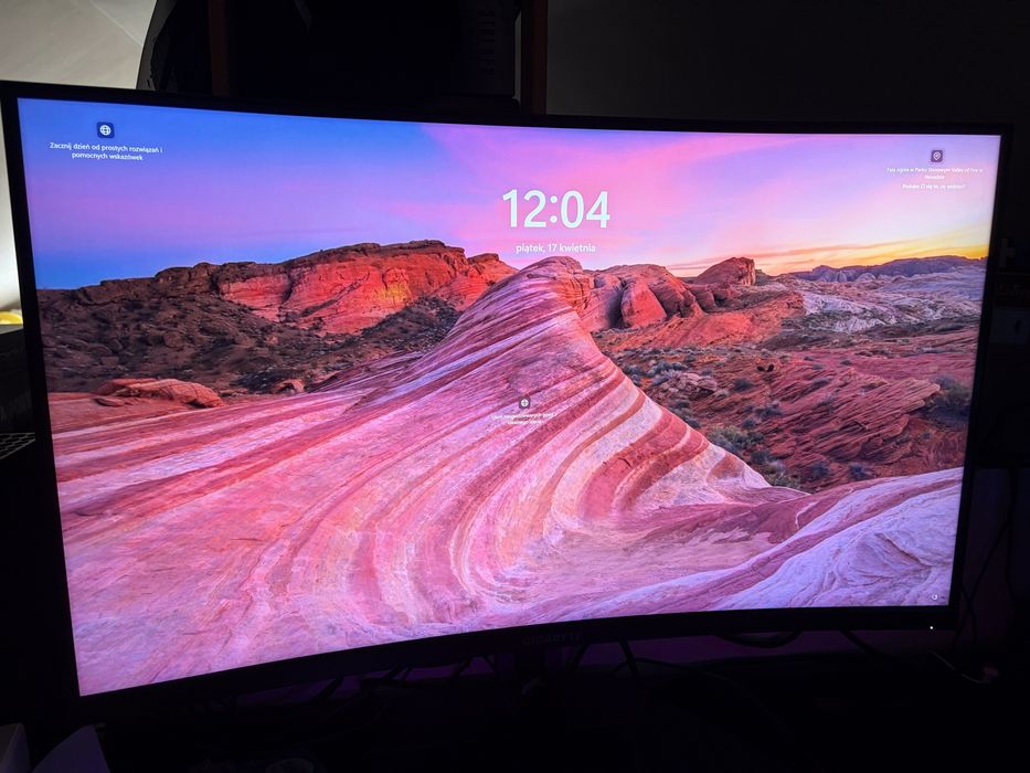 Monitor Gigabyte M32UC